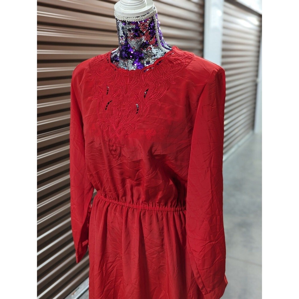 Vintage Mikado Size 14 Red Dress  with pockets and cinched waist